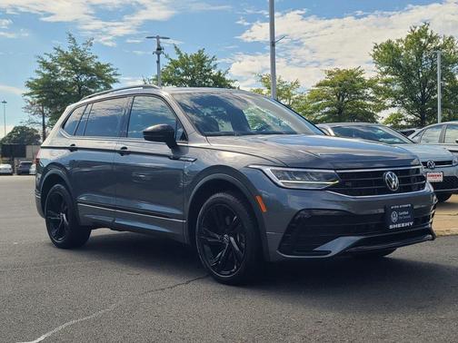 2023 Volkswagen Tiguan 2.0T SE R-Line Black 4MOTION