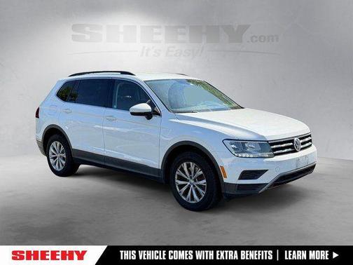 Pure White 2018 Volkswagen Tiguan 2.0T SE 4MOTION