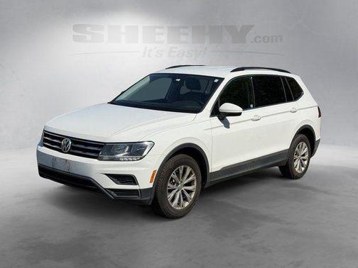 Pure White 2018 Volkswagen Tiguan 2.0T SE 4MOTION