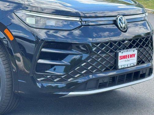deep black pearl 2026 Volkswagen Tiguan 2.0T SEL R-Line 4MOTION