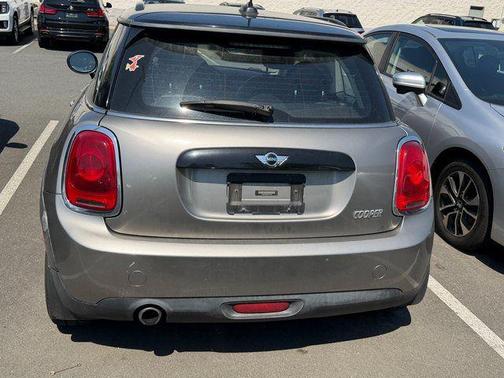 Moonwalk Gray Semi-Metallic 2016 MINI Hardtop Cooper