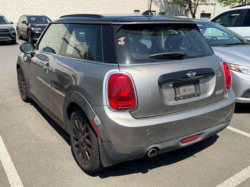 Moonwalk Gray Semi-Metallic 2016 MINI Hardtop Cooper