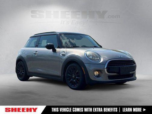Moonwalk Gray Semi-Metallic 2016 MINI Hardtop Cooper