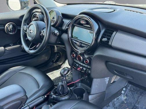 Moonwalk Gray Semi-Metallic 2016 MINI Hardtop Cooper