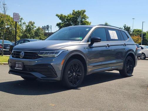 2022 Volkswagen Tiguan 2.0T SE R-Line Black 4MOTION