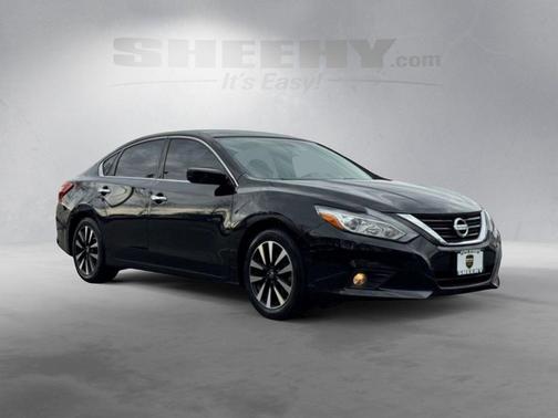 Super Black Clearcoat 2017 Nissan Altima 2.5 SV