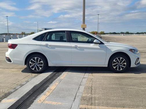2025 Volkswagen Jetta 1.5T S