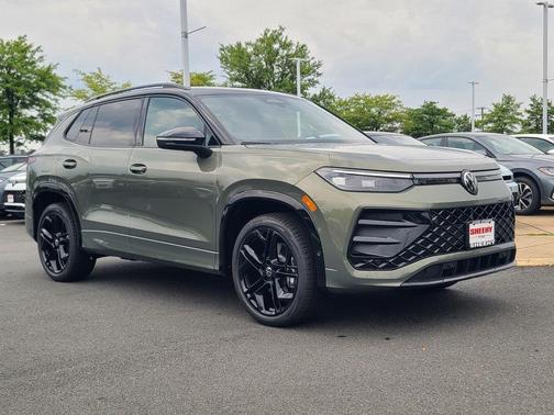 2025 Volkswagen Tiguan 2.0T SE R-Line Black 4MOTION