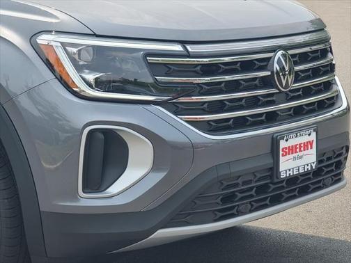 2025 Volkswagen Atlas 2.0T SE