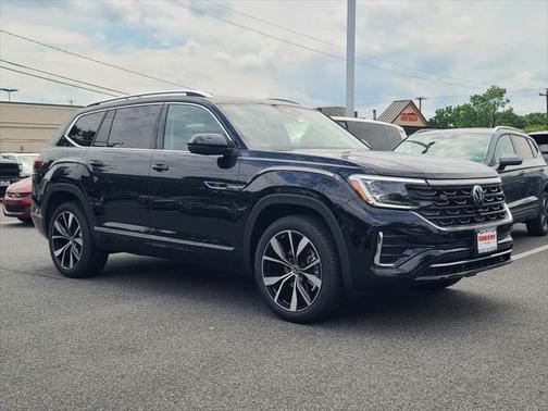 2025 Volkswagen Atlas 2.0T SEL Premium R-Line 4MOTION