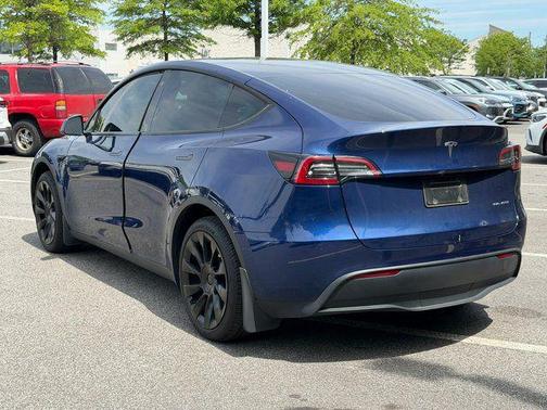 Deep Blue Metallic 2023 Tesla Model Y Long Range Dual Motor All-Wheel Drive