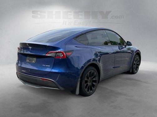 Deep Blue Metallic 2023 Tesla Model Y Long Range Dual Motor All-Wheel Drive
