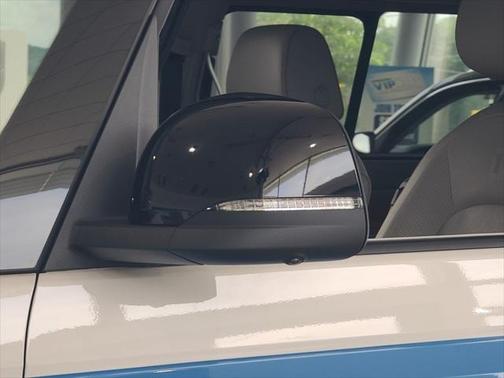 2025 Volkswagen ID. Buzz 1st Edition with 4MOTION