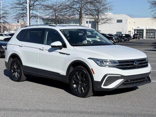 2024 Volkswagen Tiguan 2.0T SE
