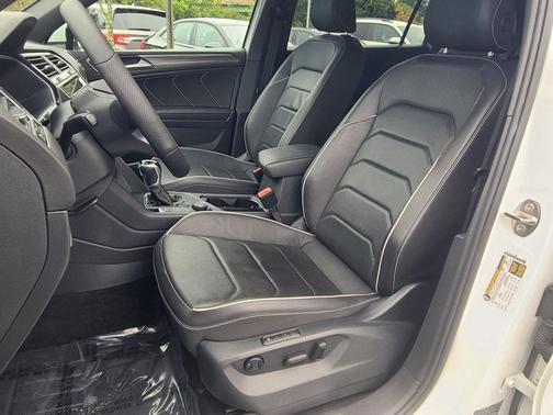 2022 Volkswagen Tiguan 2.0T SEL R-Line 4MOTION