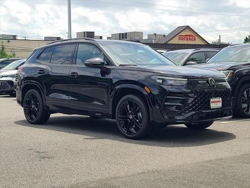 2025 Volkswagen Tiguan 2.0T SE R-Line Black 4MOTION