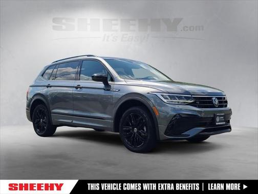 2022 Volkswagen Tiguan 2.0T SE R-Line Black 4MOTION
