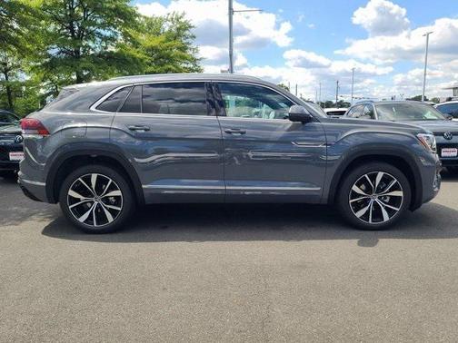 2026 Volkswagen Atlas Cross Sport 2.0T SEL Premium