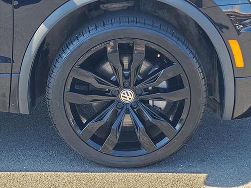 2021 Volkswagen Tiguan 2.0T SE R-Line Black 4MOTION