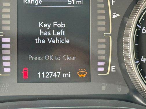 Bright White Clearcoat 2019 Jeep Cherokee Latitude Plus