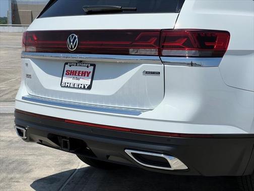 2025 Volkswagen Atlas 2.0T SE w/Technology 4MOTION