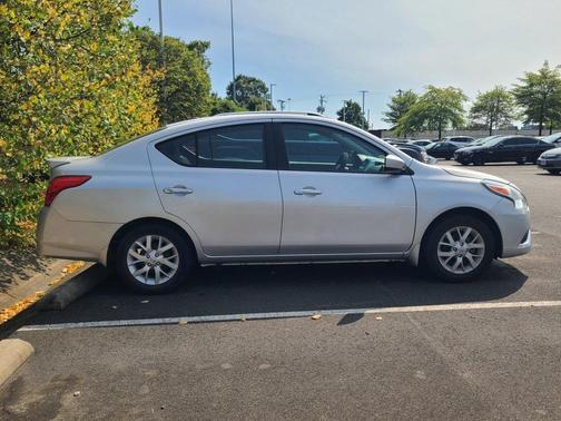 2018 Nissan Versa 1.6 SV