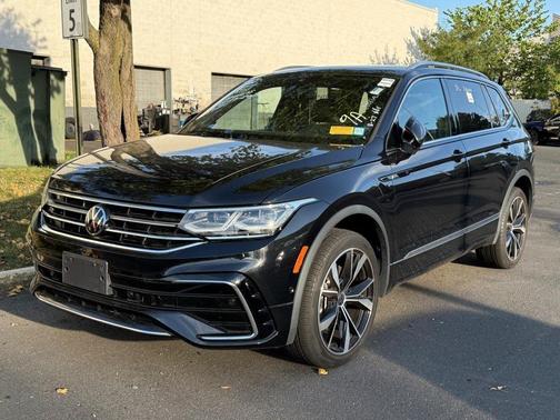 2022 Volkswagen Tiguan 2.0T SEL R-Line 4MOTION