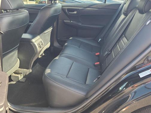 2016 Toyota Camry XLE