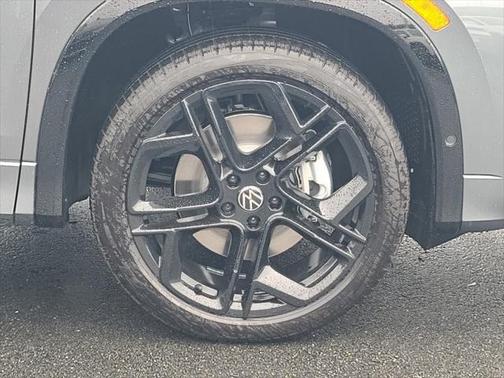 2025 Volkswagen Tiguan 2.0T SE R-Line Black 4MOTION