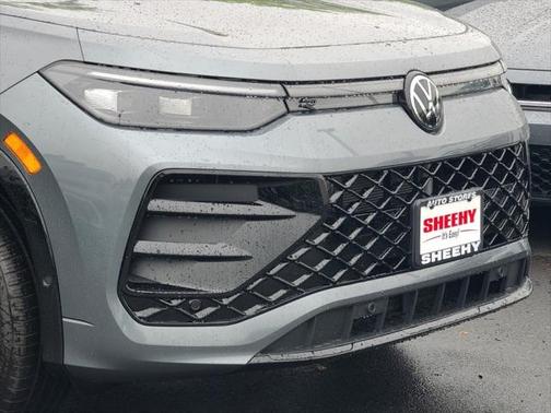 2025 Volkswagen Tiguan 2.0T SE R-Line Black 4MOTION