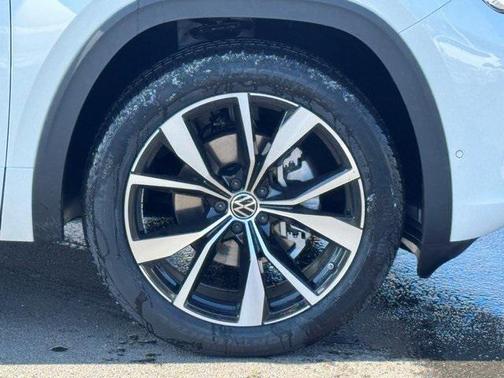 2026 Volkswagen Atlas 2.0T SEL Premium R-Line 4MOTION