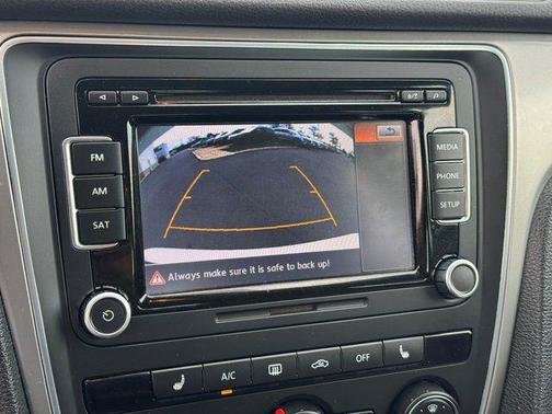 Candy White 2015 Volkswagen Passat 1.8T Limited Edition