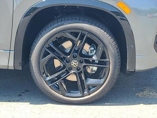 2025 Volkswagen Tiguan 2.0T SE R-Line Black 4MOTION