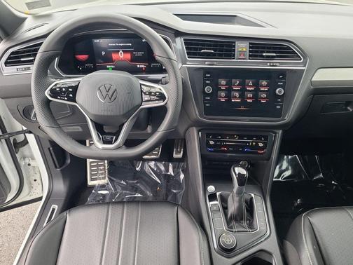 2022 Volkswagen Tiguan 2.0T SE R-Line Black 4MOTION
