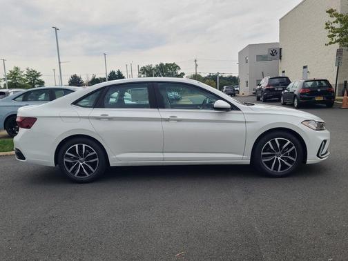 2026 Volkswagen Jetta 1.4T SE