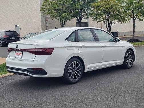 2026 Volkswagen Jetta 1.4T SE