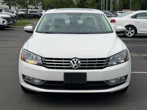 Candy White 2014 Volkswagen Passat 1.8T Auto SEL Premium