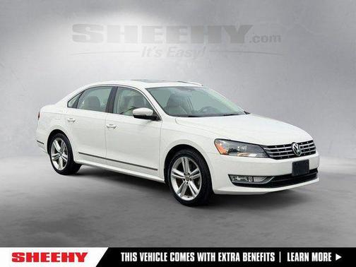 Candy White 2014 Volkswagen Passat 1.8T Auto SEL Premium
