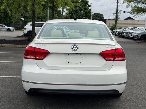 Candy White 2014 Volkswagen Passat 1.8T Auto SEL Premium