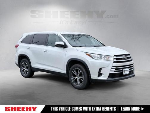 2019 Toyota Highlander LE I4