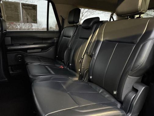 2023 Ford Expedition Max XLT
