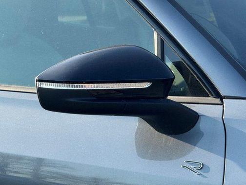 Platinum 2026 Volkswagen Tiguan 2.0T SE R-Line Black 4MOTION