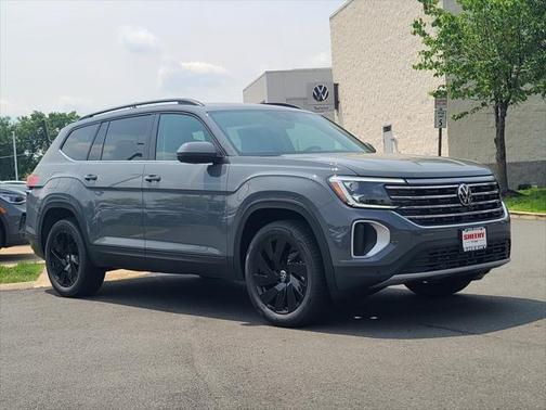 2025 Volkswagen Atlas 2.0T SE w/Technology 4MOTION