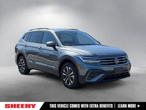 Platinum Gray Metallic 2023 Volkswagen Tiguan 2.0T S