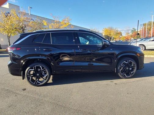 2026 Volkswagen Tiguan 2.0T SEL R-Line 4MOTION