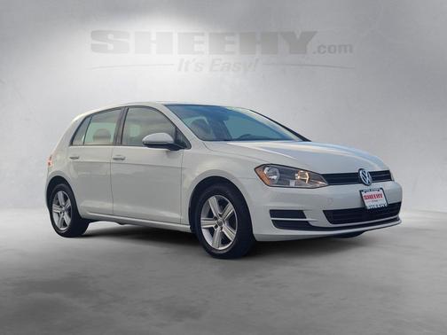 2017 Volkswagen Golf TSI Wolfsburg Edition 4-Door