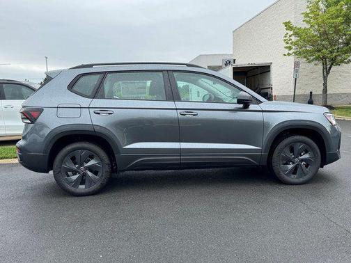 Platinum 2026 Volkswagen Taos S