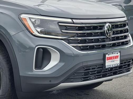2025 Volkswagen Atlas 2.0T SE w/Technology 4MOTION
