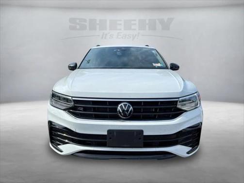2022 Volkswagen Tiguan 2.0T SE R-Line Black 4MOTION