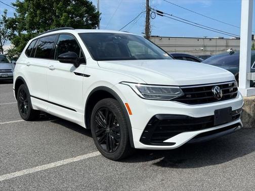 2022 Volkswagen Tiguan 2.0T SE R-Line Black 4MOTION
